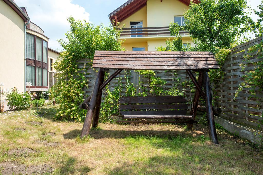 Hotel Aseltur Braşov Esterno foto